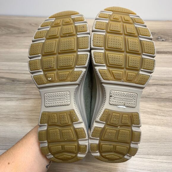 Martha Stewart x Skechers Relaxed Fit Vegan Clogs Easy Going Olive Size 7 Shoes - Picture 8 of 11